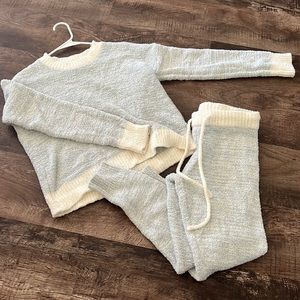 Mia and Tess sleep set only worn once.